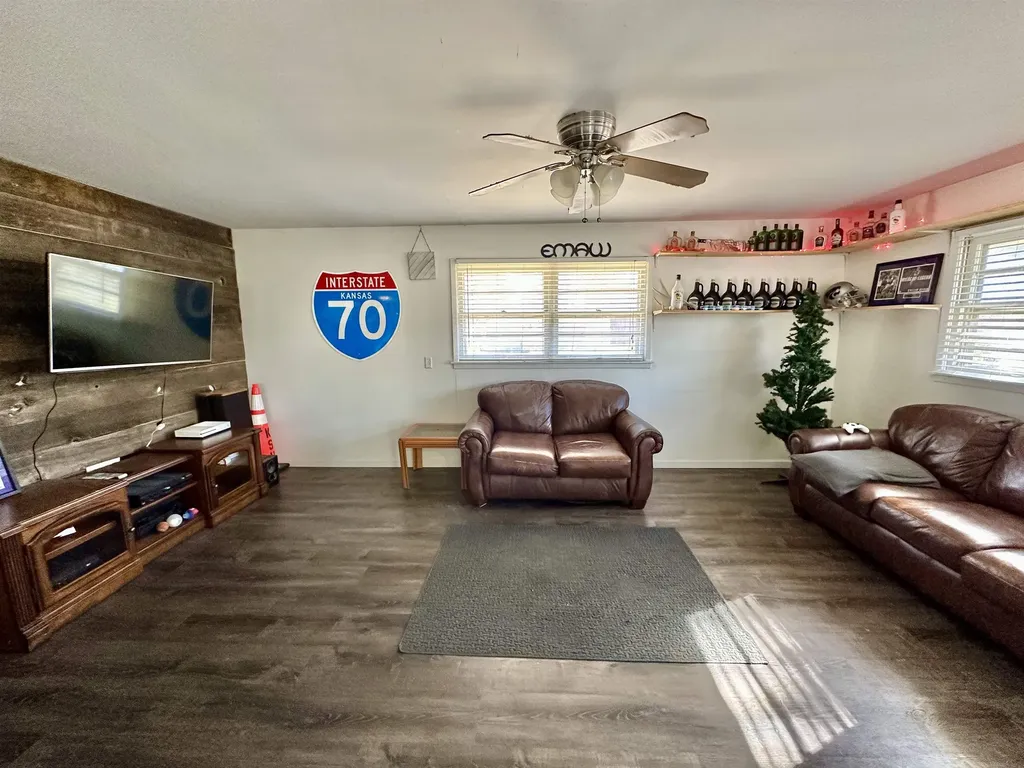 1753 Cassell Road Manhattan KS 66502