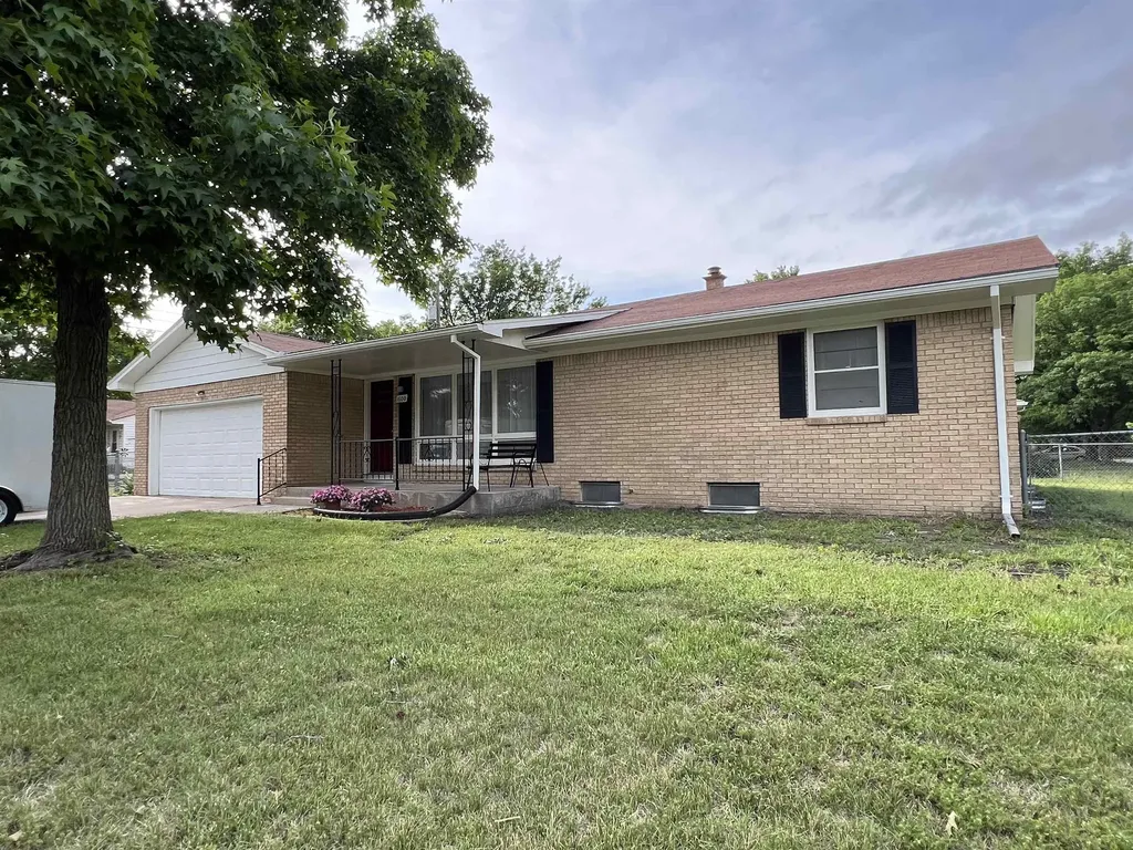 1600 W 4th Newton KS 67114