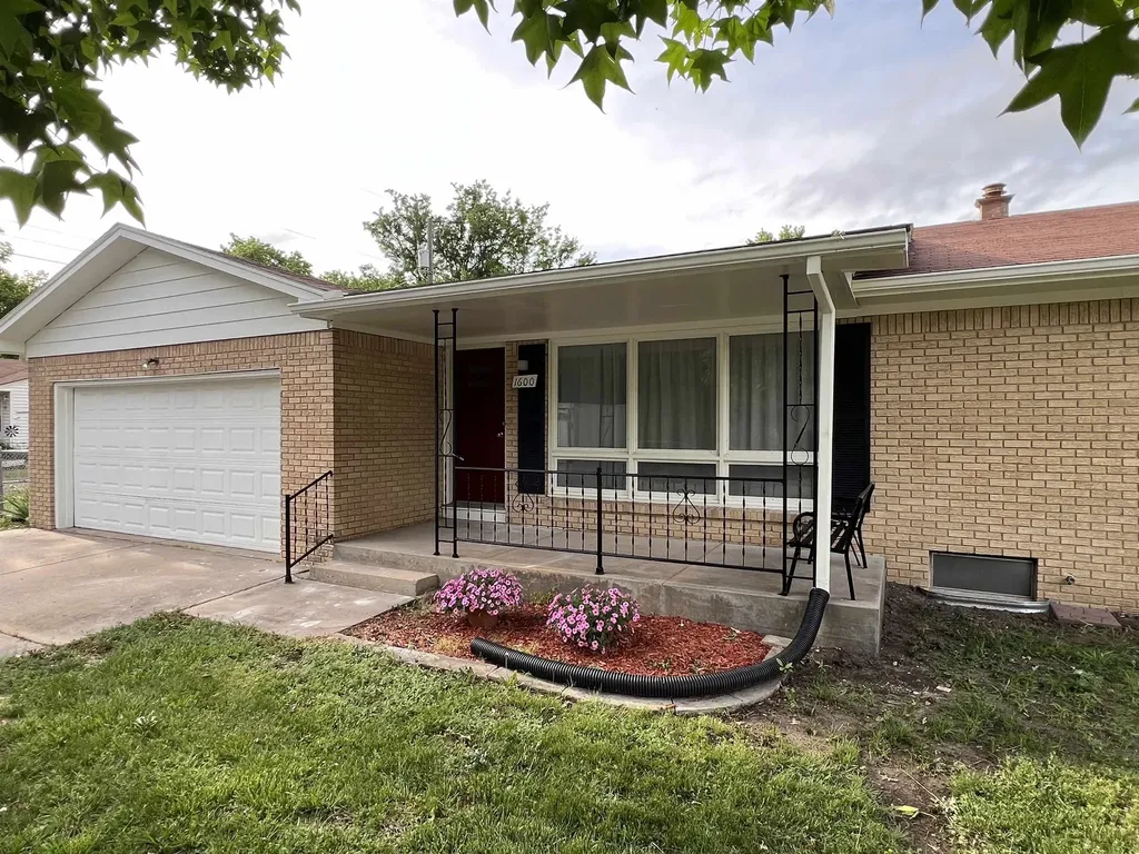 1600 W 4th Newton KS 67114