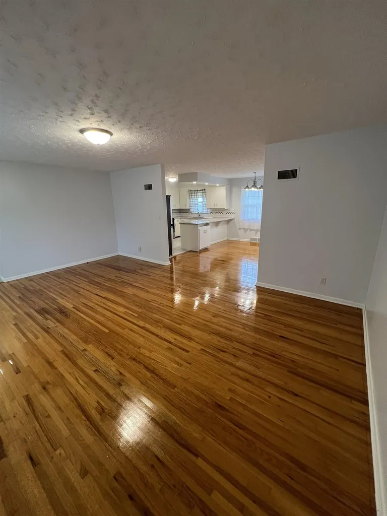 1600 W 4th Newton KS 67114