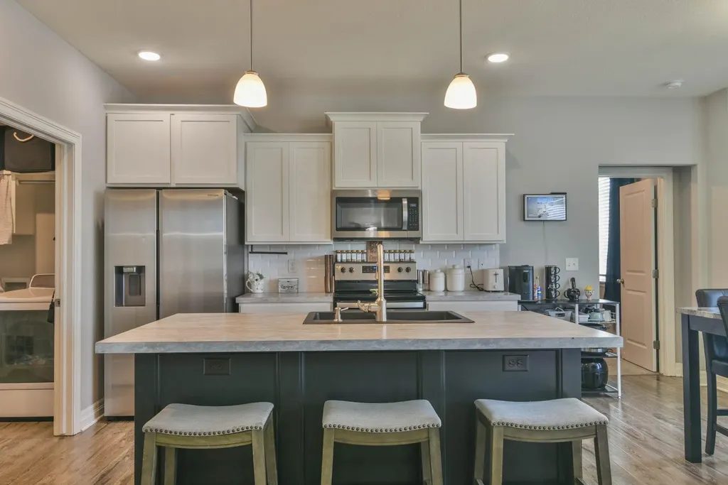 3739 N Pepper Ridge Wichita KS 67205