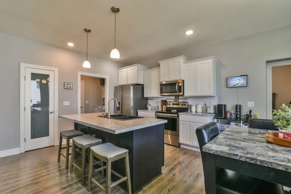 3739 N Pepper Ridge Wichita KS 67205