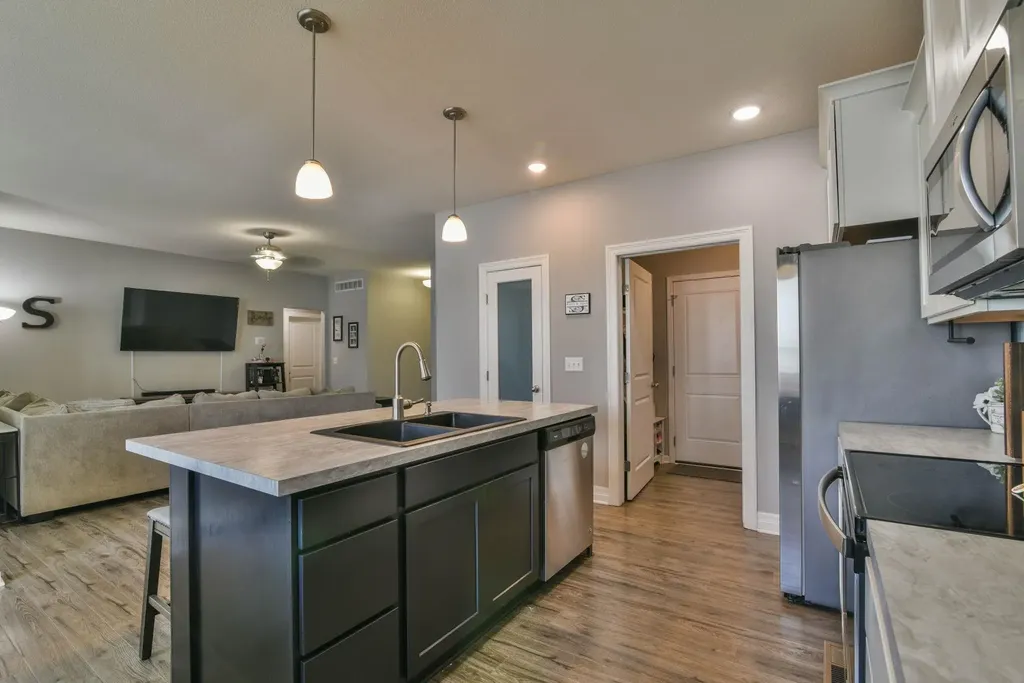 3739 N Pepper Ridge Wichita KS 67205