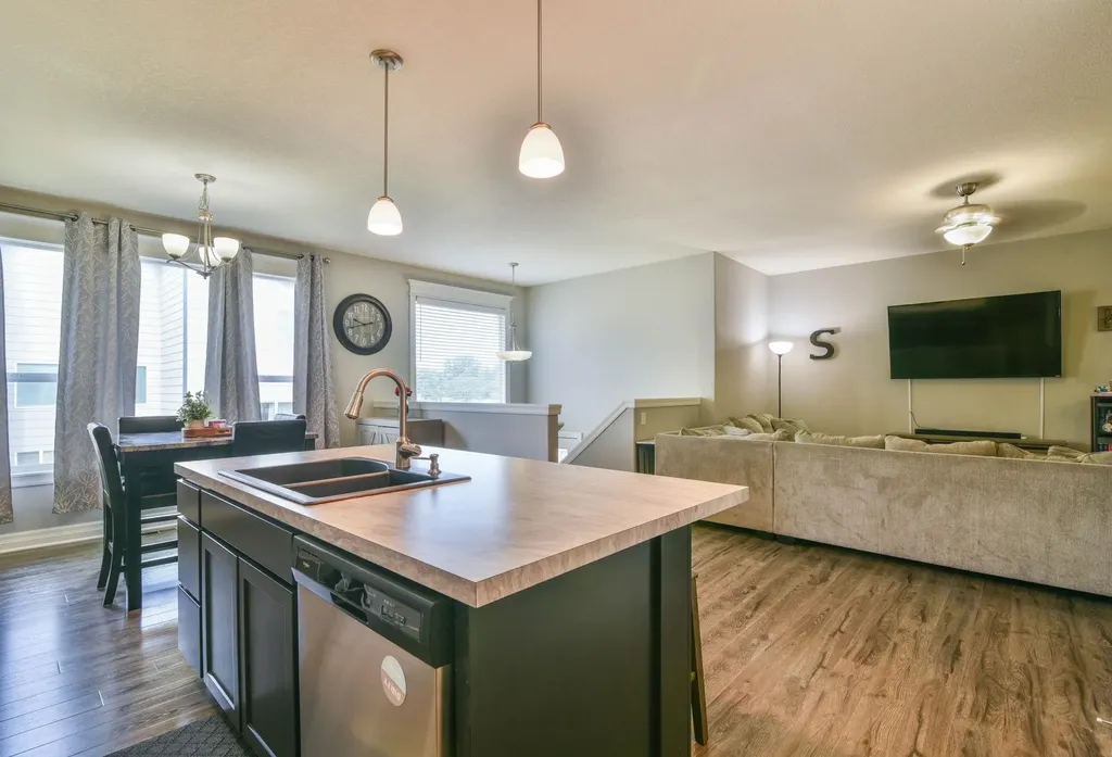 3739 N Pepper Ridge Wichita KS 67205