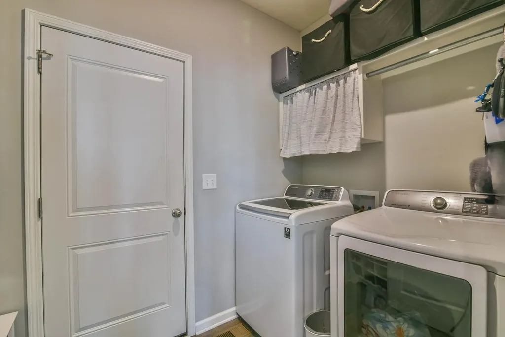 3739 N Pepper Ridge Wichita KS 67205