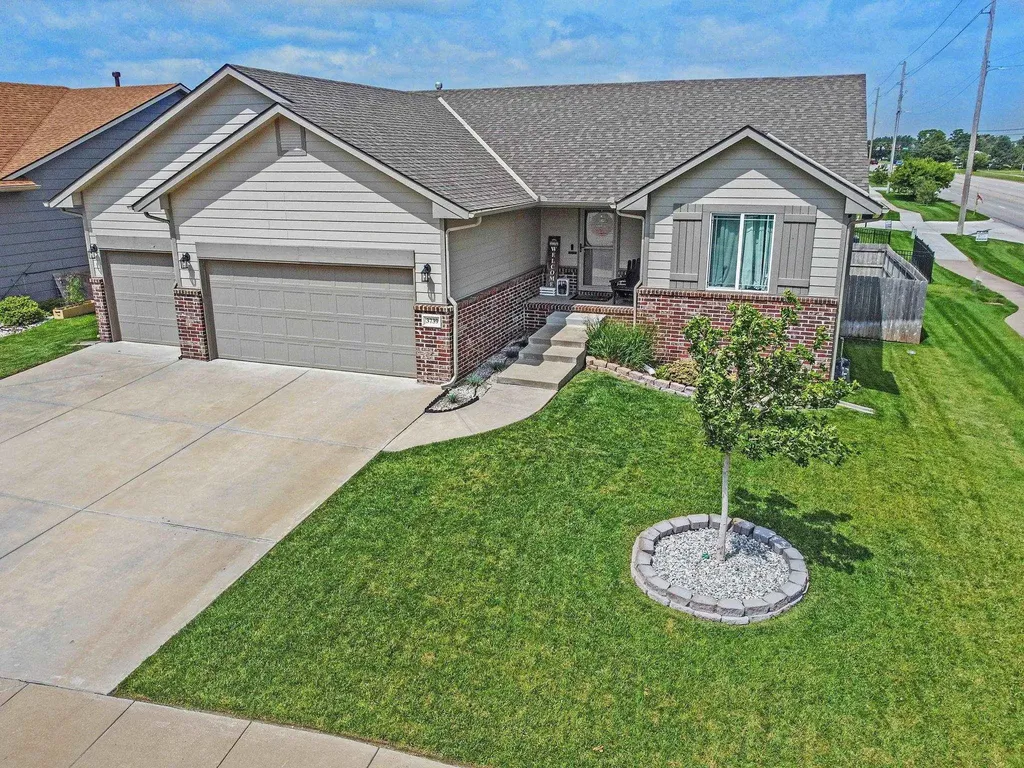 3739 N Pepper Ridge Wichita KS 67205