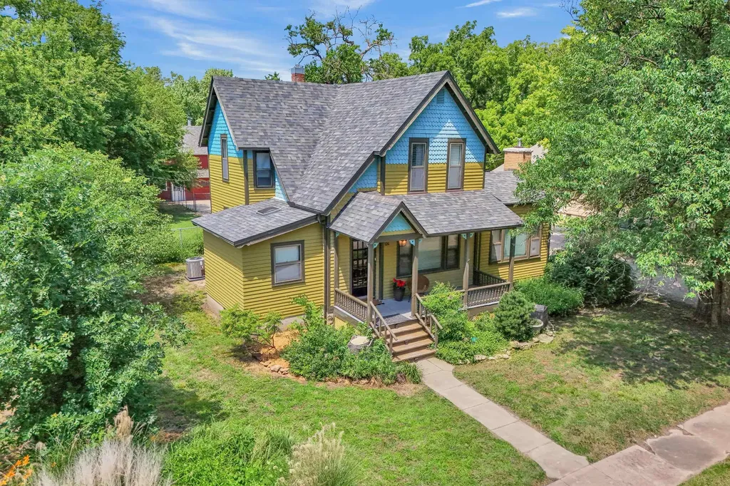 126 E 14th Street Newton KS 67114