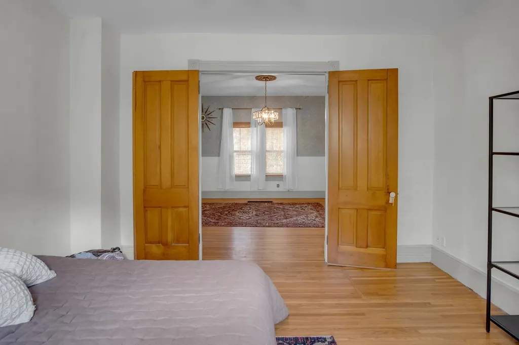 126 E 14th Street Newton KS 67114