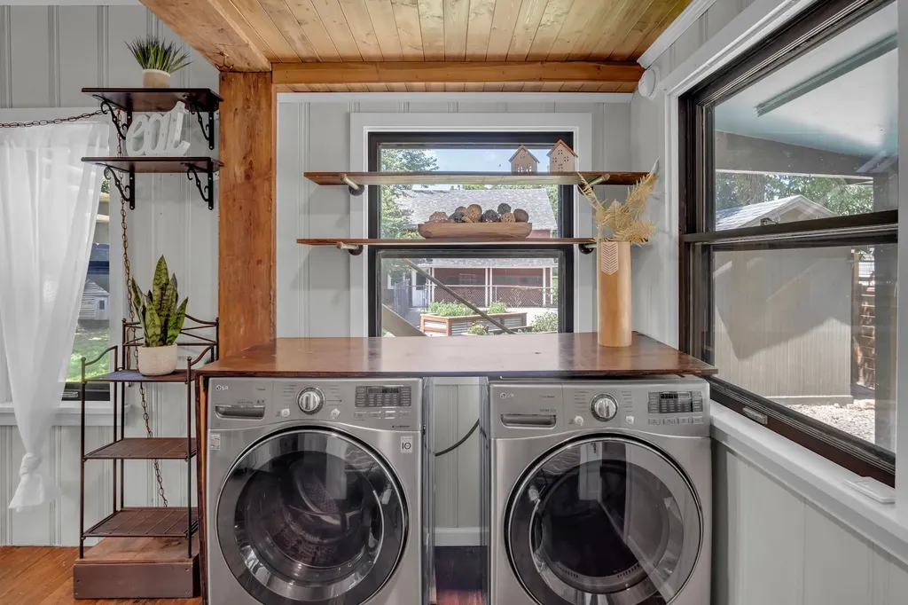 126 E 14th Street Newton KS 67114