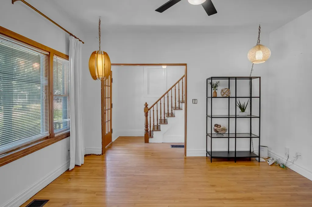 126 E 14th Street Newton KS 67114
