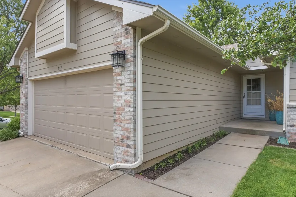 433 S Firefly Court Wichita KS 67235