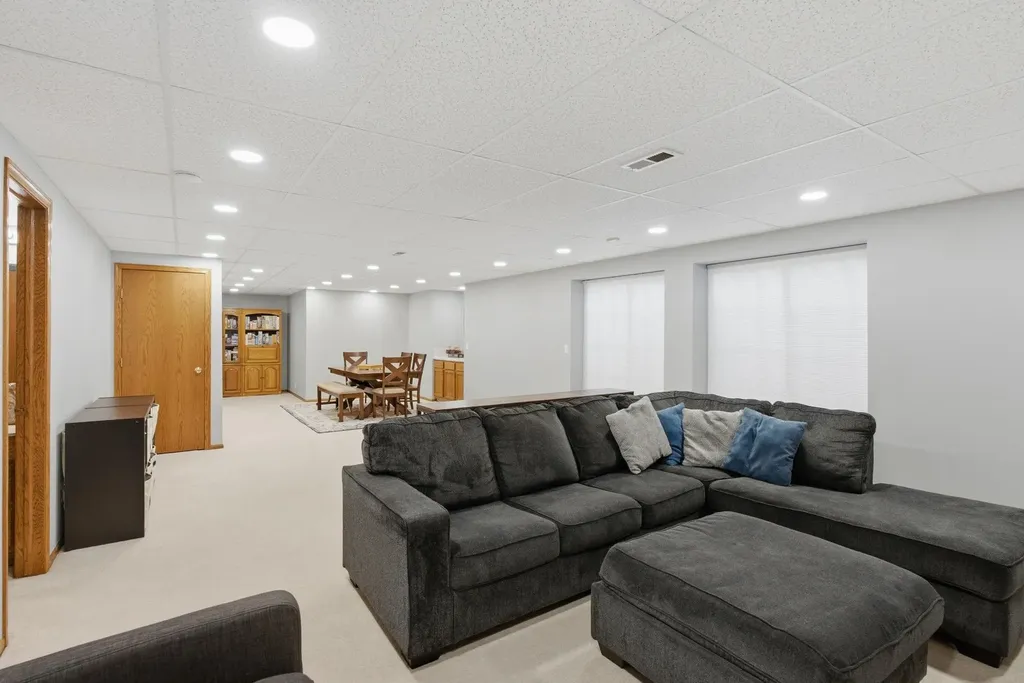 433 S Firefly Court Wichita KS 67235