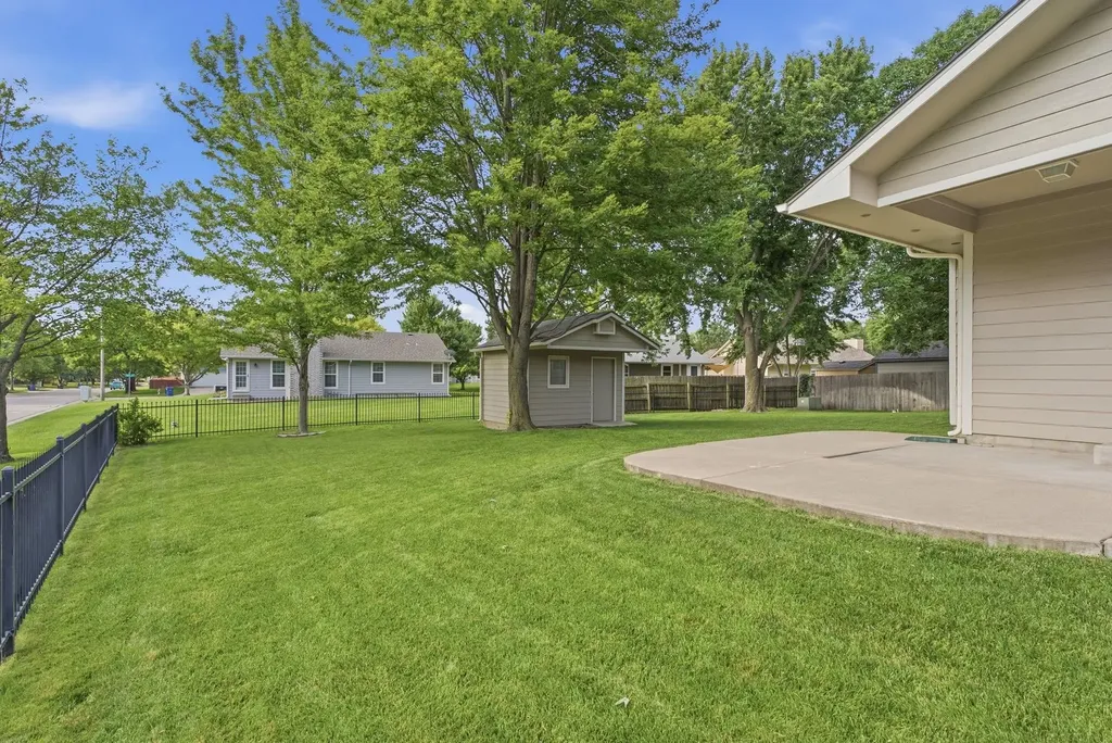433 S Firefly Court Wichita KS 67235