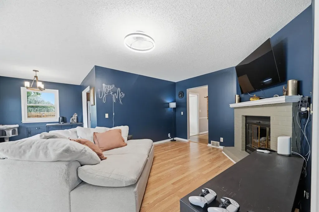 2917 E Rivera Wichita KS 67211