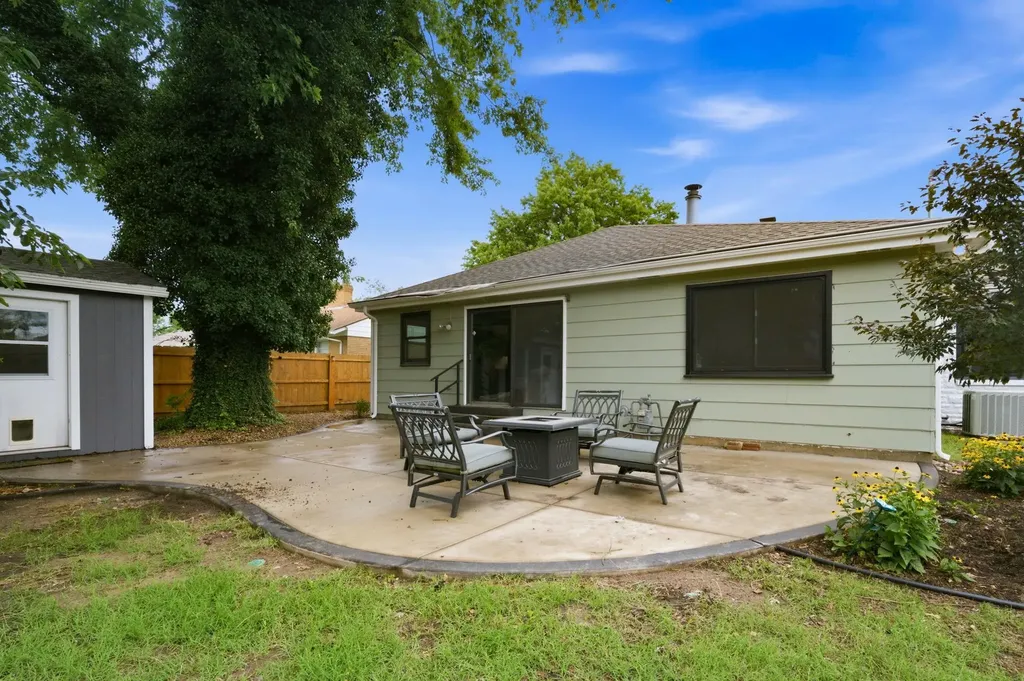 2917 E Rivera Wichita KS 67211