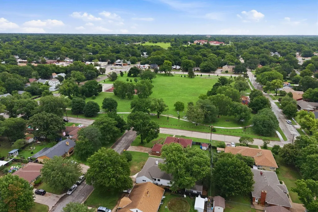 2917 E Rivera Wichita KS 67211