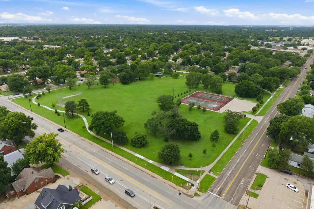 2917 E Rivera Wichita KS 67211