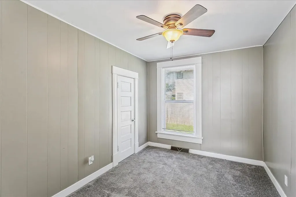 938 E C Avenue Kingman KS 67068