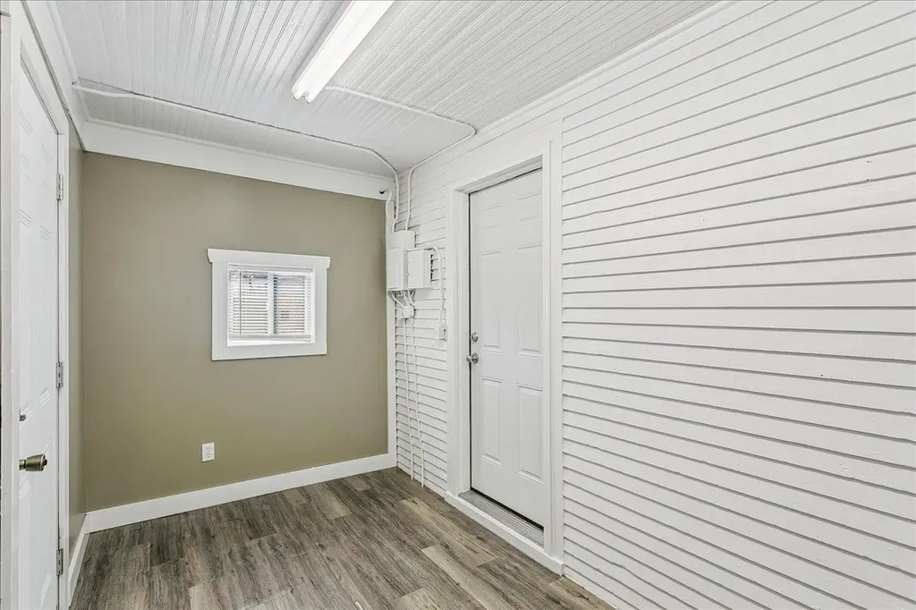 938 E C Avenue Kingman KS 67068