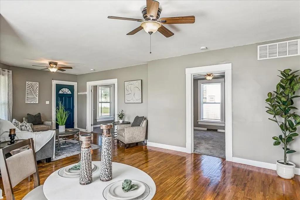 938 E C Avenue Kingman KS 67068