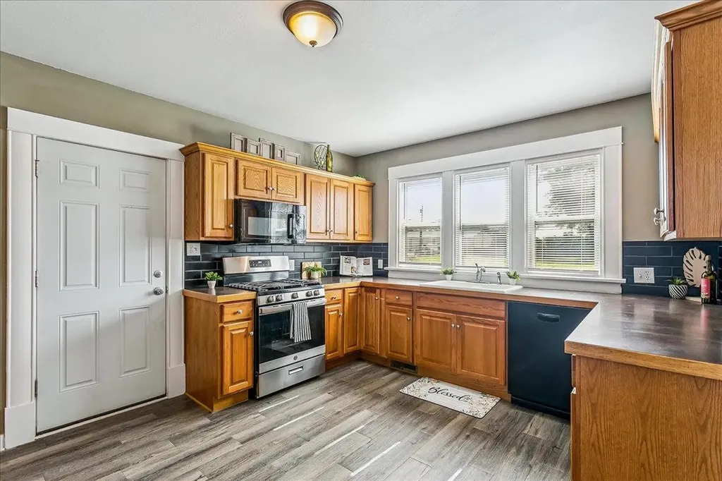 938 E C Avenue Kingman KS 67068