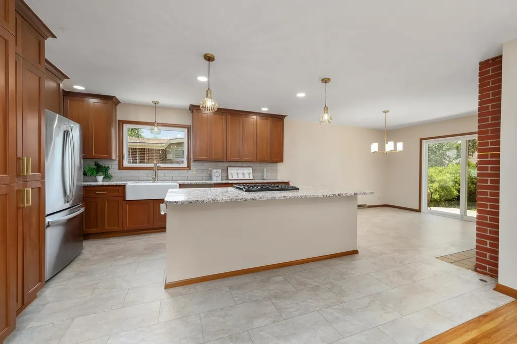2427 N Coolidge Avenue Wichita KS 67204