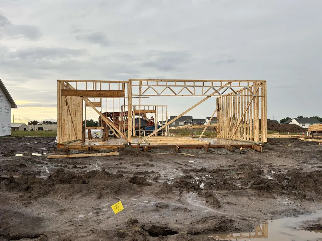 136 E Hickam Street Derby KS 67037