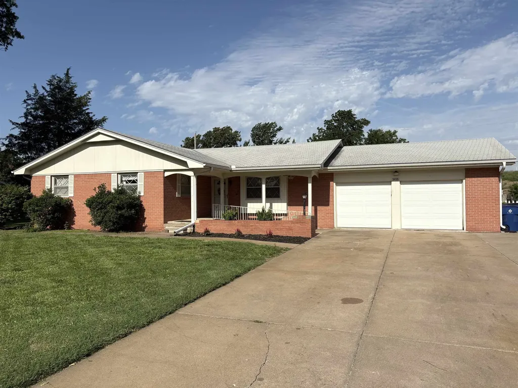 3955 N Athenian Wichita KS 67204