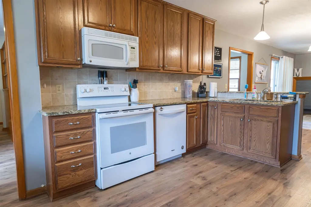3955 N Athenian Wichita KS 67204