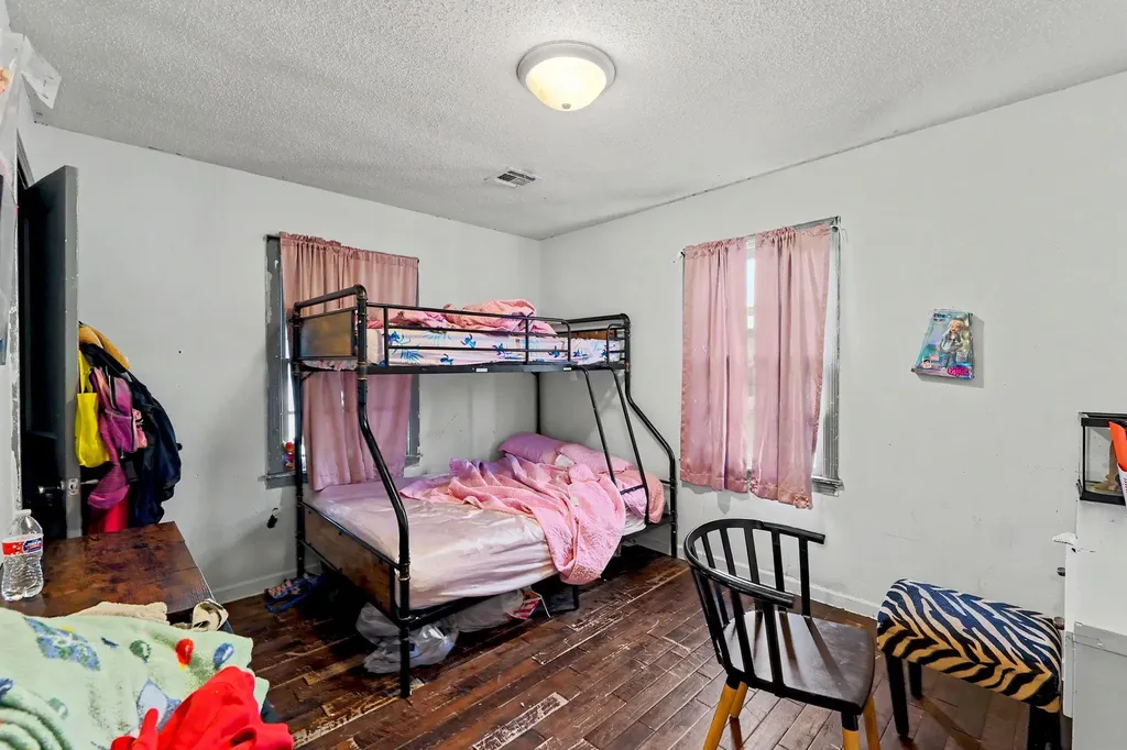 2210 S Seneca Street Wichita KS 67213