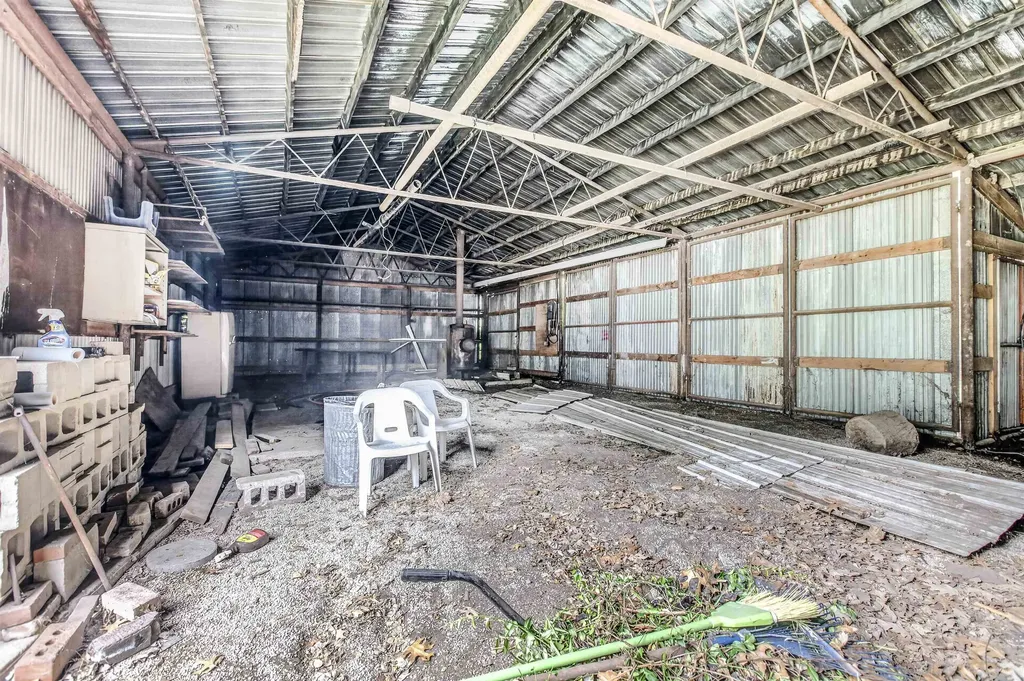 607 E Highland Towanda KS 67144