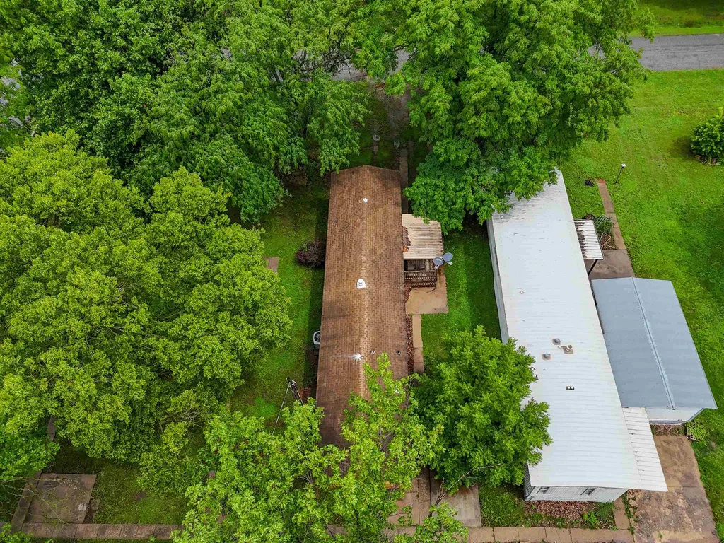 607 E Highland Towanda KS 67144