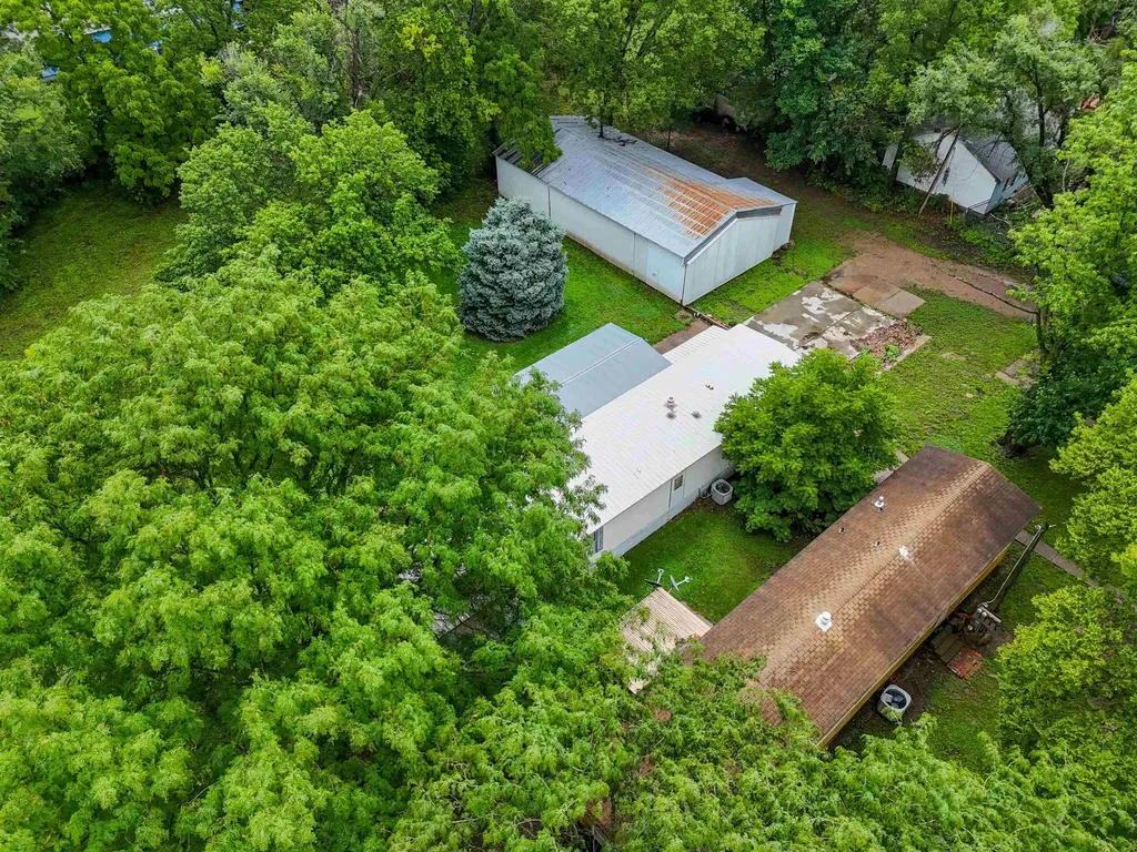 607 E Highland Towanda KS 67144