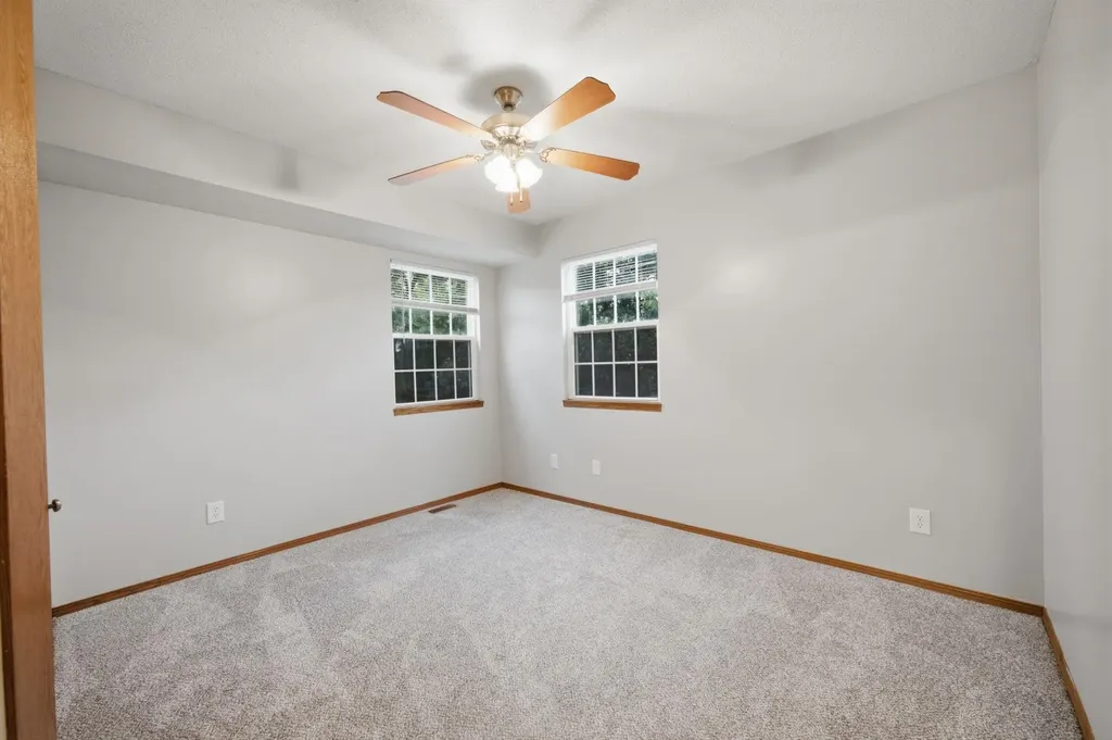 1721 N Redbarn Circle Wichita KS 67212