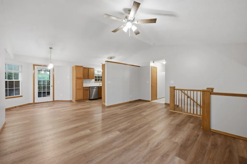 1721 N Redbarn Circle Wichita KS 67212