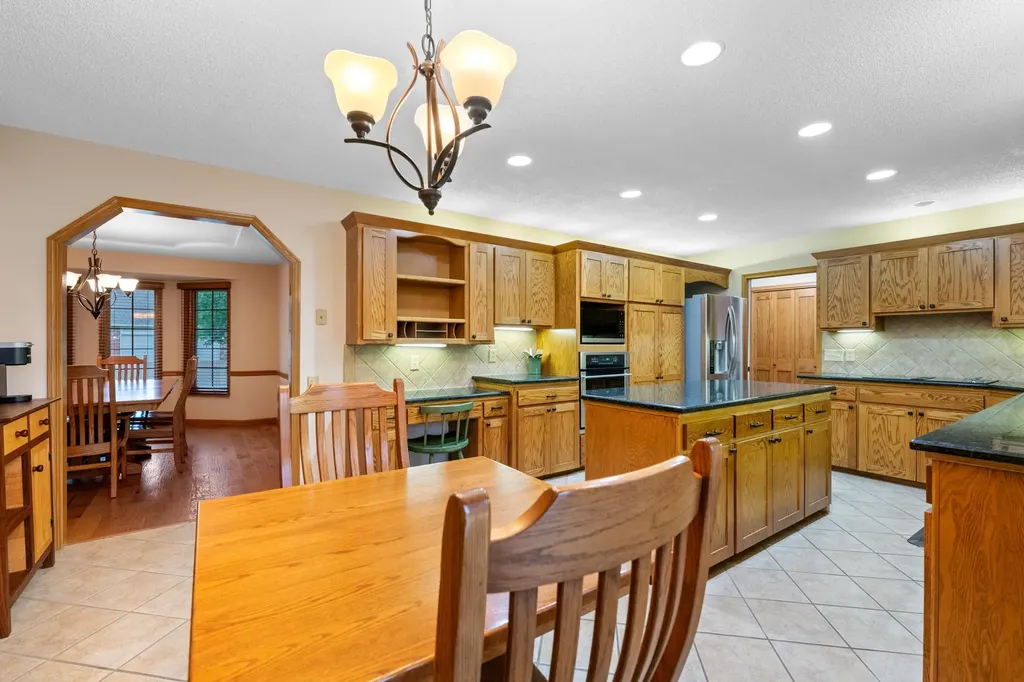 1250 N Pine Grove Court Wichita KS 67212