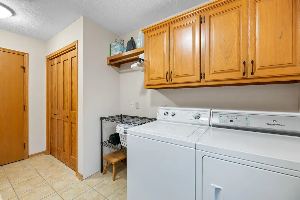 1250 N Pine Grove Court Wichita KS 67212