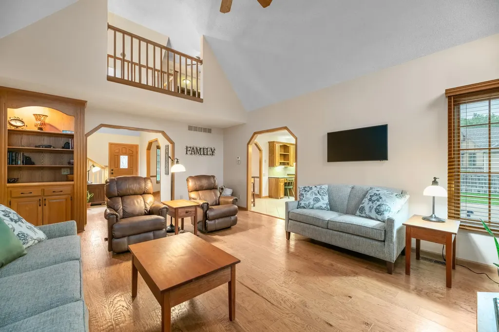1250 N Pine Grove Court Wichita KS 67212
