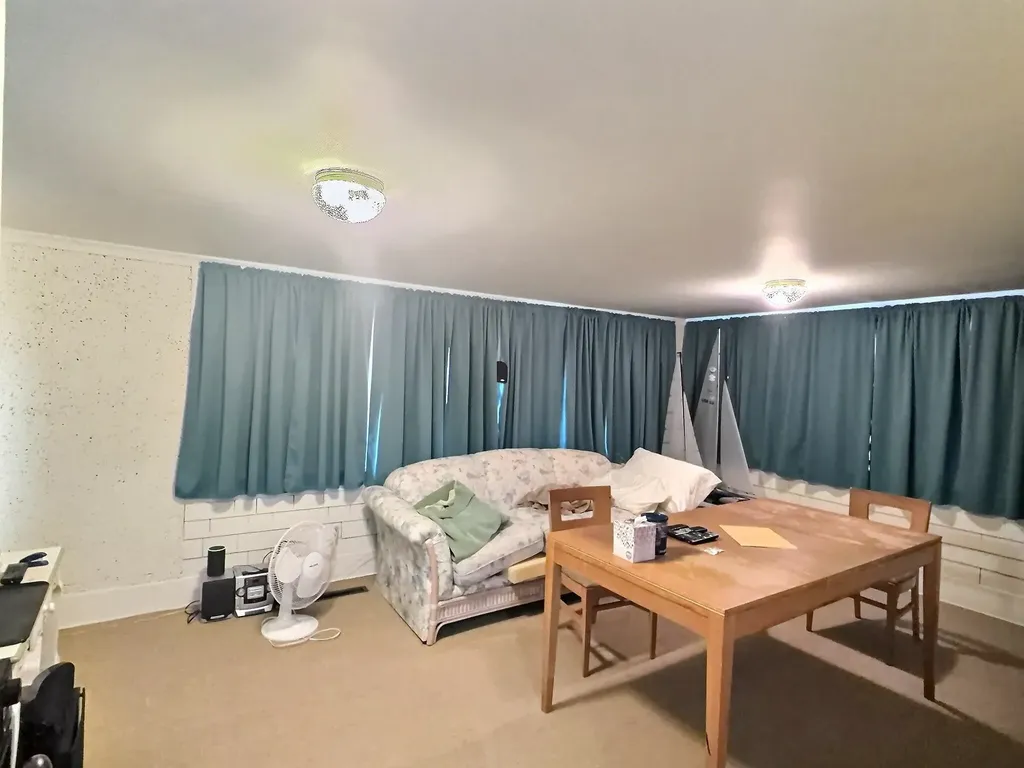 330 E 4th Newton KS 67114