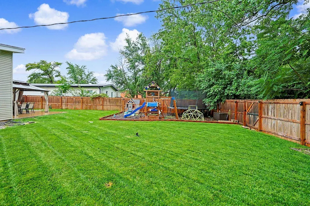 521 S Westview Drive Derby KS 67037