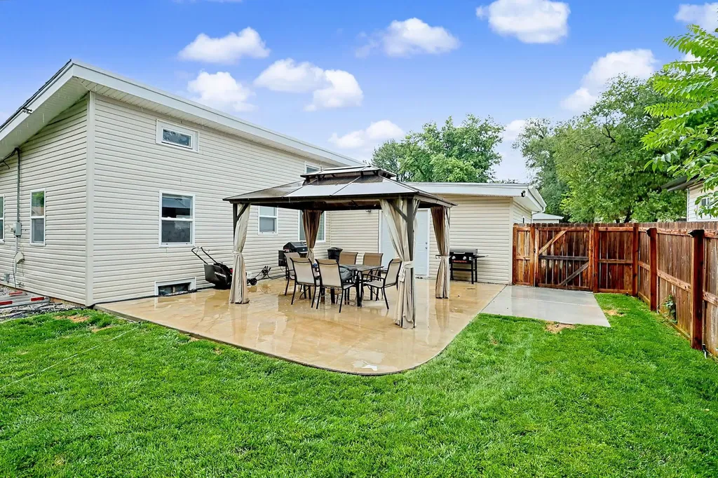 521 S Westview Drive Derby KS 67037