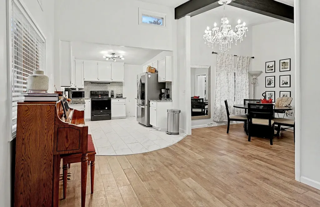 521 S Westview Drive Derby KS 67037