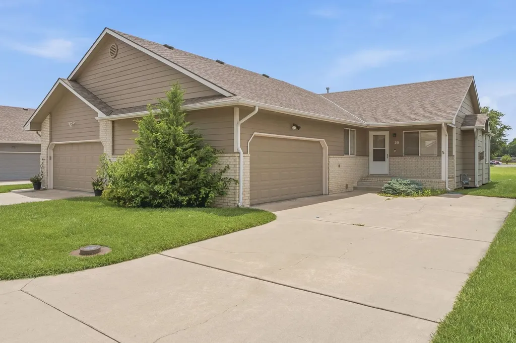 221 S Maize Road Wichita KS 67209
