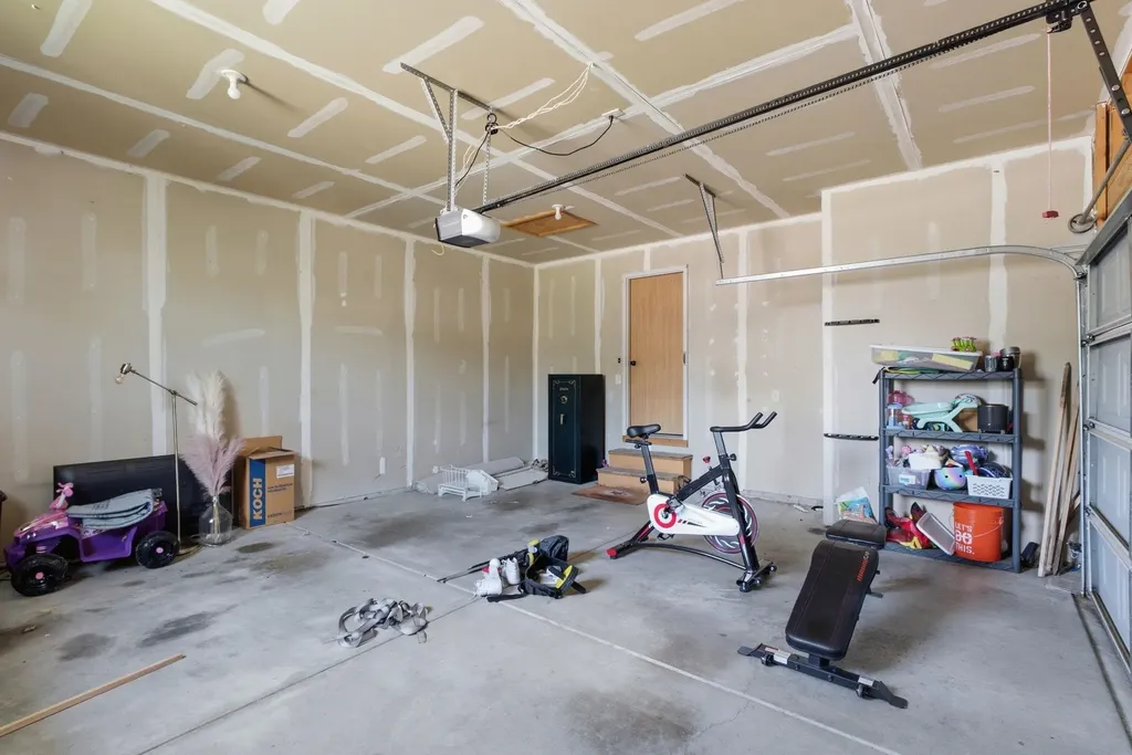 221 S Maize Road Wichita KS 67209
