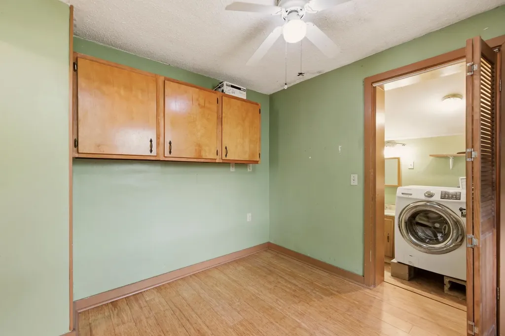 828 W Irving Avenue Wichita KS 67213