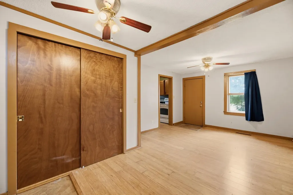 828 W Irving Avenue Wichita KS 67213