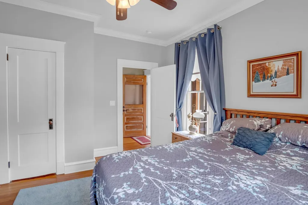 400 E 3rd Newton KS 67114