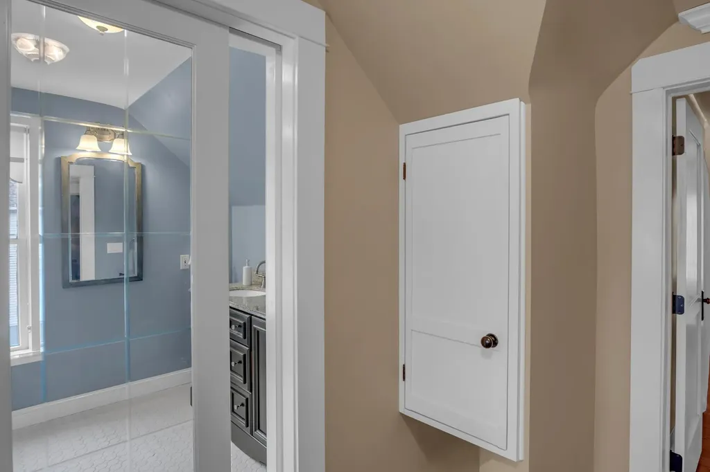 400 E 3rd Newton KS 67114