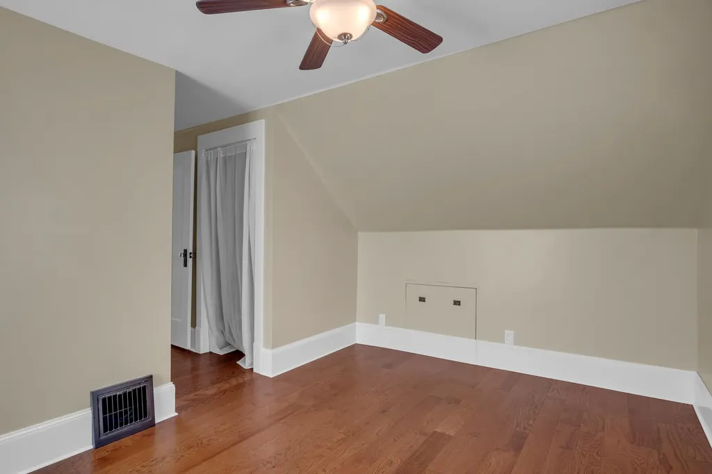 400 E 3rd Newton KS 67114