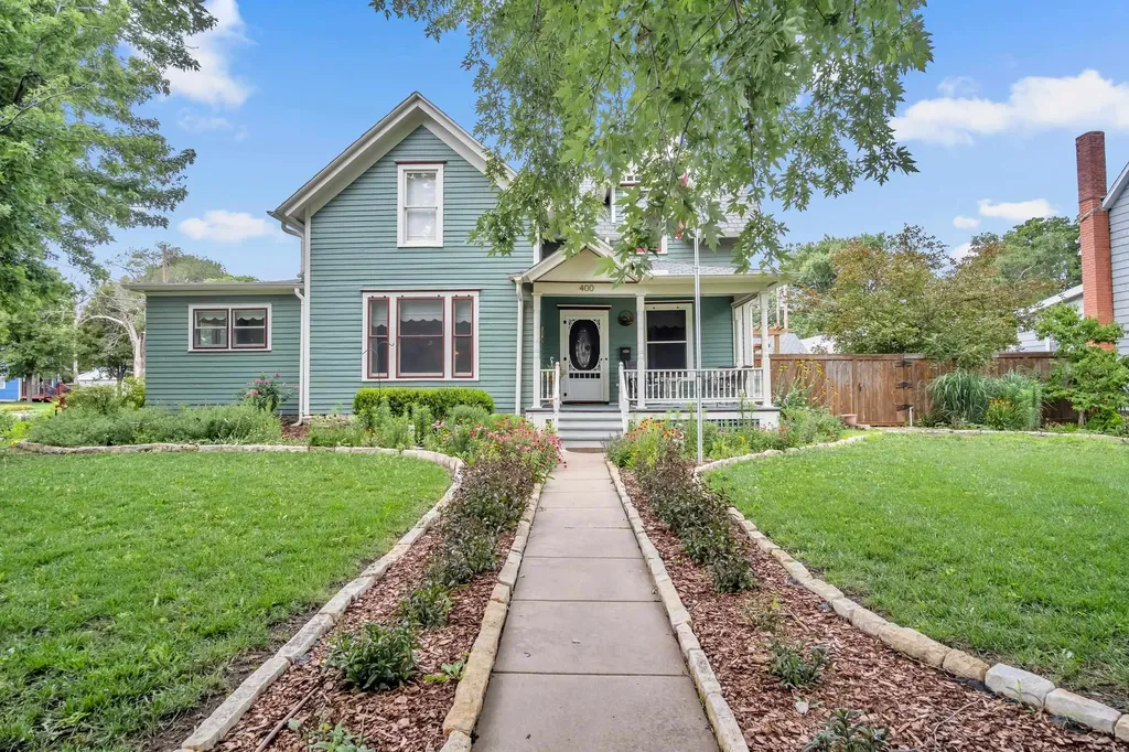 400 E 3rd Newton KS 67114